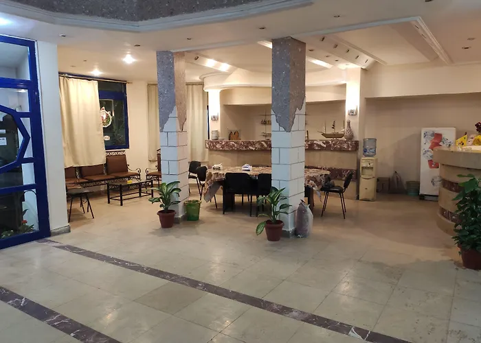 Canary Hotel